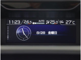 「時計」や「燃費」などの基本画面を表示させるほか、「時刻/日付」や「ドライバーモニタリングシステム設定」などの各種項目の設定(カスタマイズ)が行えるマルチファンクションディスプレイです。