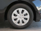 R6年式夏タイヤ195/65R15ダンロップ製です。