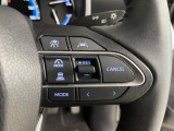 【レーダークルーズコントロール】高速道路での長距離走行が楽に!!自動で速度を保つクルーズコントロールが、衝突軽減システムと連携し、前方の車両を感知して車間を保つように速度調節してくれます!!