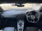TTクーペ 1.8 TFSI 本革シート 修復歴無し