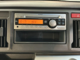CDプレーヤー搭載で、ドライブ中もお気に入りの音楽を楽しめます。