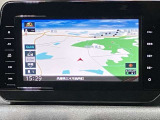 MJ323D-L9インチ純正SDナビ・フラットで一体感のある9インチ大型モニターです。CD・DVD・TV・Bluetoothなど充実した装備!