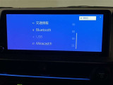 電話を手に持って運転するのは違反です!ハンズフリーで運転中は通話しましょう!通話、音楽再生等さまざまな接続がワイヤレスで可能なのは嬉しいですね!