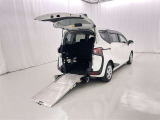 スローパーを降ろして伸ばした処です。降ろす時は後ろの車高も低くして傾斜を抑えることができます。