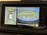 【フロントカメラ】運転席に座った状態で死角になりやすいクルマの前の様子まで確認でき安全ですね♪