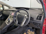 見通しのよいすっきりとした視界で、誰でも運転しやすいです。運転のしやすさは疲れにくさにも繋がりますよ♪