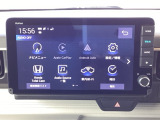 ホンダコネクト対応ナビを搭載しています。スマホと連携して、乗車前にエアコンを起動したり、広い駐車場で自車位置を探したりできる最新機能を備えています。