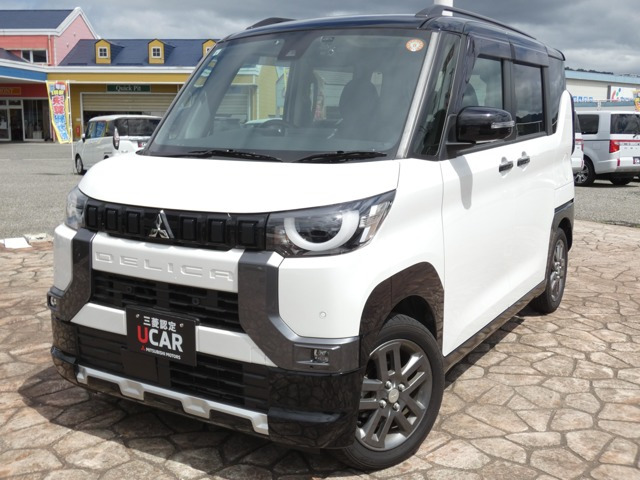 デリカミニ G プレミアム 4WD 
