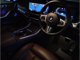 ☆センターパネルを運転席側に僅かに傾けたBMW独特のインパネ☆【駆け抜ける歓び】はここからもスタートしております☆