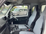 展示車上がりの車両から下取り車両まで豊富に在庫を取り揃えています!
