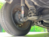 お車を安心してお乗りいただく為には、足回りの定期点検が欠かせません。サービスサポート(有償保証)では無料点検もご提供しており、安心のカーライフをお過ごしいただけるサポート体制が整っています。