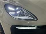 111項目のチェックリストに沿って車両全体の状態と機能、車両情報と履歴を入念にチェックいたします。品質保証だけに留まらず細部までクオリティにこだわりぬいた車両をご提供いたします。