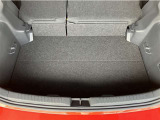 ラゲージボード下収納スペース