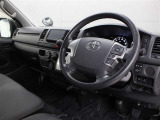 運転席廻りです。