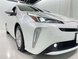 フォグランプ装着車です。暗い夜道の車両前方を明るく照らします