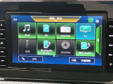 MJ323D-L9インチ純正SDナビ・フラットで一体感のある9インチ大型モニターです。CD・DVD・TV・Bluetoothなど充実した装備!