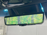 【デジタルインナーミラー】後席の大きな荷物や同乗者で後方が確認しづらい時でも安心!カメラが撮影した車両後方の映像をルームミラー内に表示。クリアな視界で状況の確認が可能です!