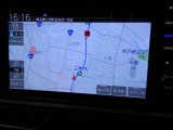 ナビゲーション装備。多彩な機能で快適ドライブをアシスト。オーディオ機能も充実していますね。