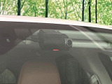 【ドライブレコーダー】ドライブレコーダー装備!走行中はもちろん、あおり運転や事故に遭遇した際、映像で記録し、万一のリスクに備えます。※記録用SDカードはお客様ご自身でご準備いただく必要があります。