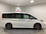 購入後も自社指定整備工場完備でお客様の愛車をしっかりサポート致します!御納車時には安全かつ安心してお乗り頂けるようホンダ専門知識を持つ整備スタッフが点検・整備・装備も説明をしてお渡ししております。