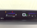 視認性の高いメーター回り。いろいろな情報も表示されます。