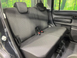 高品質なオリジナルフロアマットもオプションにてご用意しております。お好きなデザインやカラーをお車に合わせて選んでいただくことができます♪