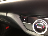 【シートヒーター】スイッチを押せば、座面と背もたれで体を温めてくれます♪
