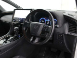 運転席廻りです。