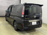 Honda SENSING装着車です。衝突を予測してブレーキをかけたり、前のクルマにちょうどいい距離で走行できる多彩な安心・快適機能を搭載した支援システムがドライバーをサポート。