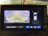 リアカメラ付で、後方をナビ画面で確認。車庫入れも安心です。もちろん、バックギアと連動しています。