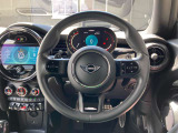 お支払いはMINIバリューローン(残価設定型ローン)がございます。お客様のご要望をお伺いし、お客様に合ったプランをご案内致します。ボーナス払いの併用可。お気軽にご相談下さい。