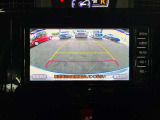ディスプレイオーディオやカーナビは、現代のドライブにおいて欠かせない装備のひとつです。初めての場所でも迷いにくく、快適なルート案内で運転をサポートします。移動中のエンターテインメント性も高まります。