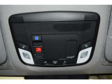 Honda CONNECT対応です。有事の際にボタンを押すと、緊急サポートセンターへつながります。(ご利用には登録が必要です)