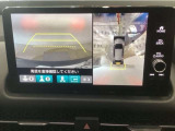 【マルチビューカメラ】周囲の状況を多彩なビューでナビ画面に表示します。駐車場や見通しの悪い交差点での安心感を高めます♪