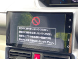 【9型ディスプレイオーディオ】お手持ちのスマートフォンとの連携で、ナビや音楽再生など各種アプリを使用可能。スマホに近い感覚でお使いいただけます♪