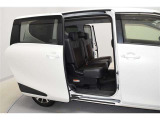 当店は全車『ロングラン保証』付!(1年間、距離無制限 HV車はHV保証付) 別途延長保証もご用意しております♪ ぜひ現車を確認にご来店ください