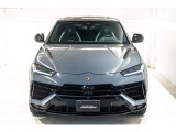 Style Package in High Gloss Black with Front Plastic Splitter