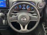 【純正革巻きステアリング】上質な革を使用することで、手にしっかり馴染みとても運転しやすいハンドルです♪