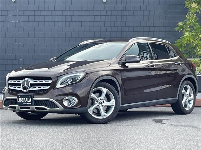 GLAクラス GLA220 4WD 本革シート