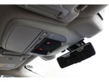 アイサイトVer3を装備!追従型クルーズコントロールを搭載していますので、自動車専用道路や高速道路で設定を行えば、アクセルとブレーキをアイサイトが行います。長距離運転時の疲労感が違います