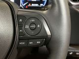 レーダークルーズコントロール(全車速追従機能付)付きです。車速に応じて追従支援してくれるので、ロングドライブも快適です。詳細は販売店スタッフまでおたずねください。