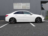 車輌に関する装備・価格等ご不明点などお気軽にお問合せ下さい。また、総額価格に関しましては車輌本体価格に納車に関わる費用等は別途料金がかかります。詳細は当店スタッフへお問い合わせ下さいませ。
