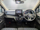 とっても視界が広くて、女性も運転しやすいですよ!!!