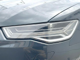 ●LEDハイビームが多数独立で存在し、ハイビーム時に対向車や前方を走る車の部分をロービームに切り替えが可能!!シーケンシャルウインカーも装備!!