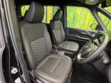 運転席シート廻りは使用感も少なく、良好な状態となっています。丁寧に使われていたことがよくわかりますね。