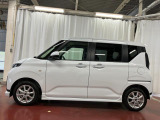 【スマートアシスト搭載車】 衝突回避支援ブレーキ機能(対車両・歩行者)、衝突警報機能(対車両・対歩行者)、誤発信抑制制御機能などの機能で安全な運転をサポートします。