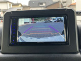 バックガイドモニターで、後方を確認しながら安心して駐車することができます。運転初心者も熟練者も必須の機能ですよ!