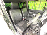 運転席シート廻りは使用感も少なく、良好な状態となっています。丁寧に使われていたことがよくわかりますね。