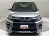 「フロントマスク」です。車の印象を決めるのは【顔】。この車の顔つきは、きっとあなたにピッタリ!?