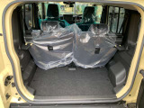普段のお買い物や通勤、送迎等に十分な荷室スペースを確保しております。セカンドシートを倒すと、大きな荷物の積載も可能です♪